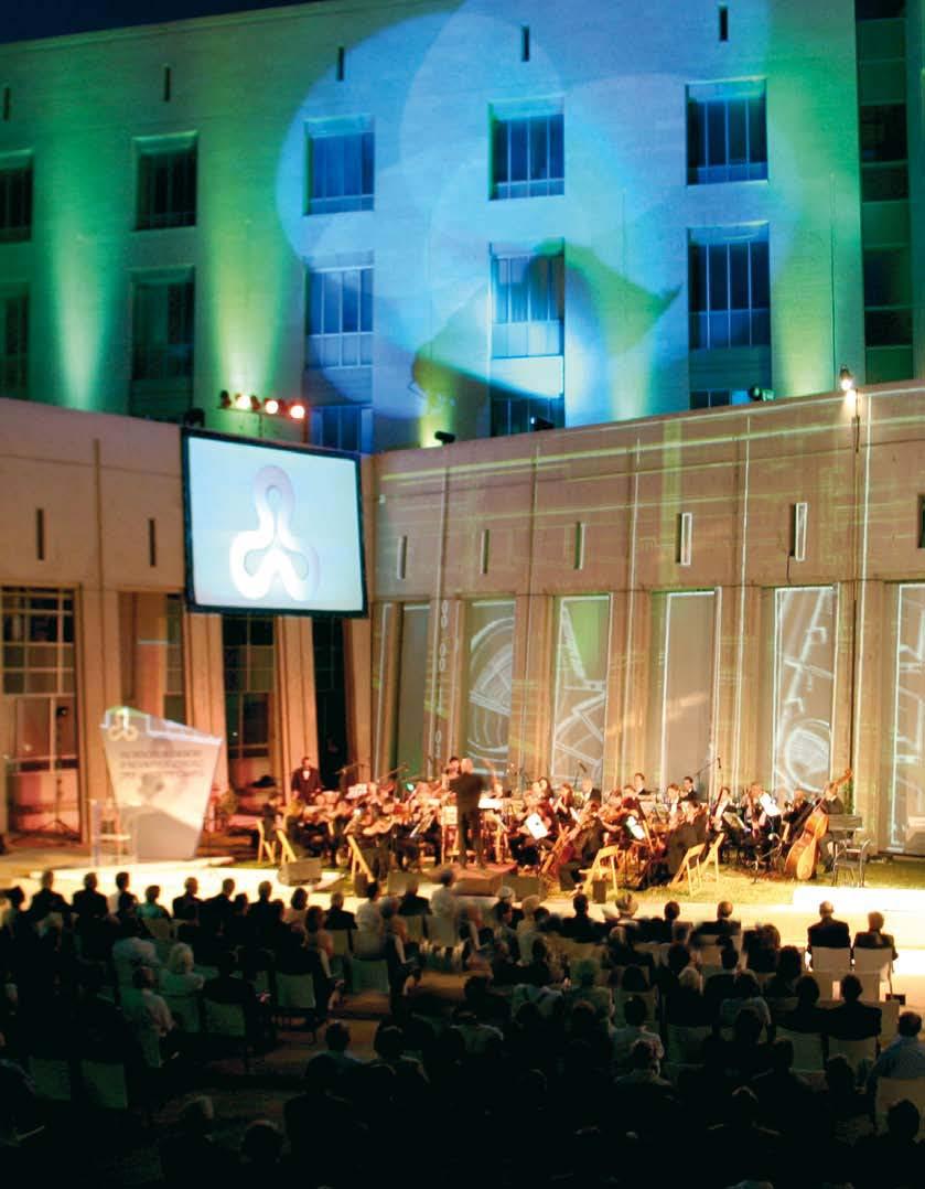 Dedication Events in Pictures An evening of heavenly music by the Raanana Symphonette Orchestra with classical music and popular tunes sung by Israeli vocalist Shlomit Aharon, accompanied the moving