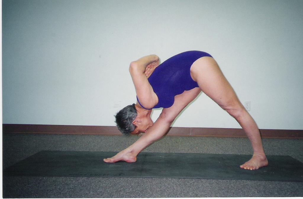 10 The Knoff Yoga System has pioneered the application of Right and Left Days/Weeks in asana practice and teaching to ensure symmetry of body, breath and mind.