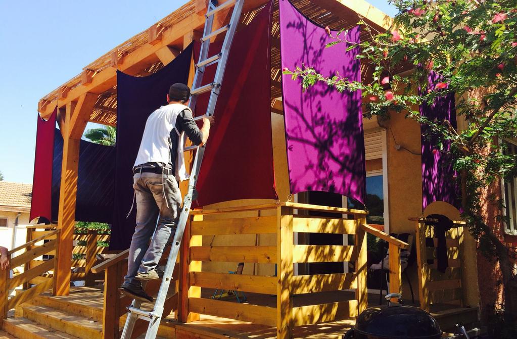 Customs and Rituals Observed Today B uilding a sukkah is an activity that can be both fun and meaningful.
