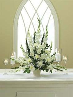 If you would like to place altar flowers in celebration, in memory of a loved one, or to the glory of God, please sign up in Epworth. Sunday, April 21 is open.