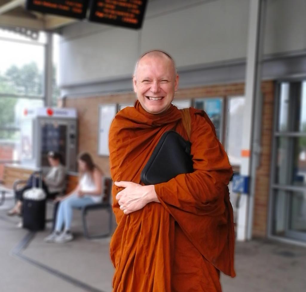 Ajahn Brahmali visits England By Ven Canda Bhikkhuni * * * It was a huge privilege to host Ajahn Brahmali in England this July, and he left those who attended his talks and retreats on a very
